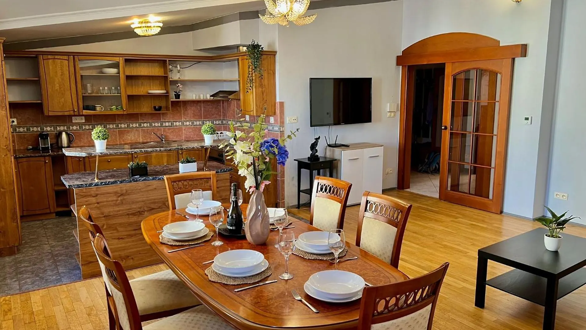 Comfortable 3 Bedroom Apartment In The Heart Of Praga